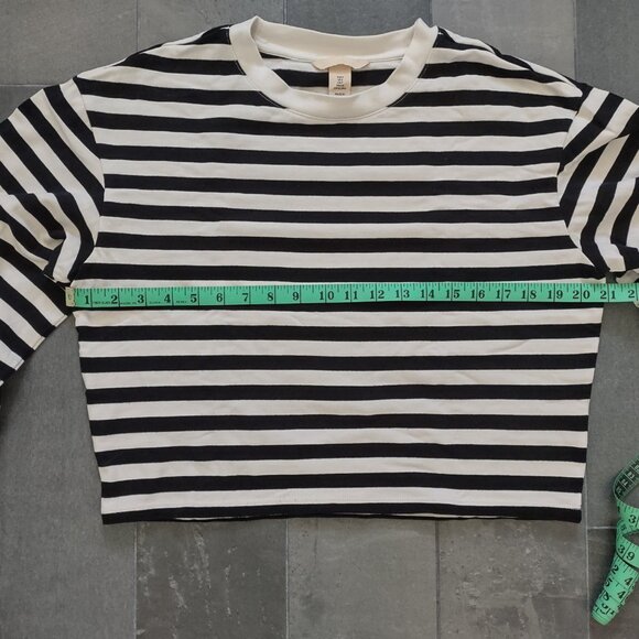 NWOT H&M striped cotton top - S - Picture 6 of 8